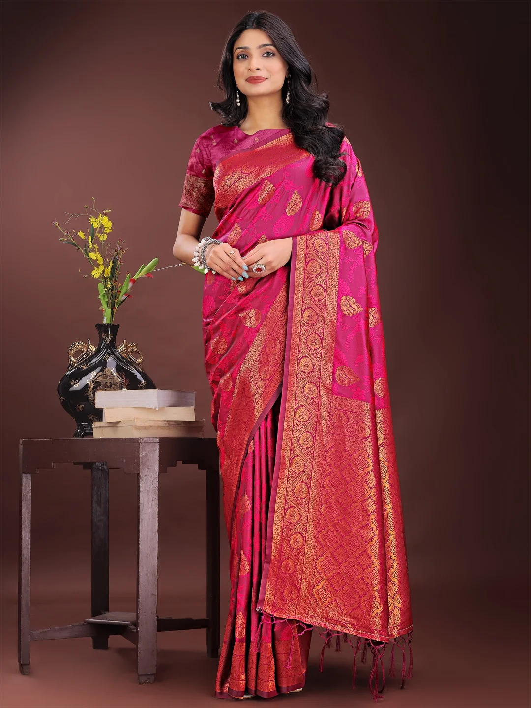 Elegant silk saree design for Old Silk Saree Buyers in Malleswaram